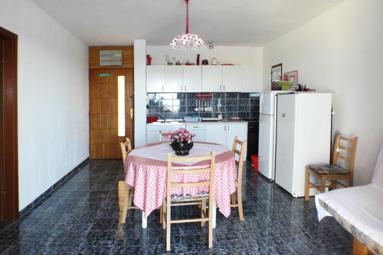A1 - Apt Near Beach With Terrace And The Sea View Blato  Dış mekan fotoğraf