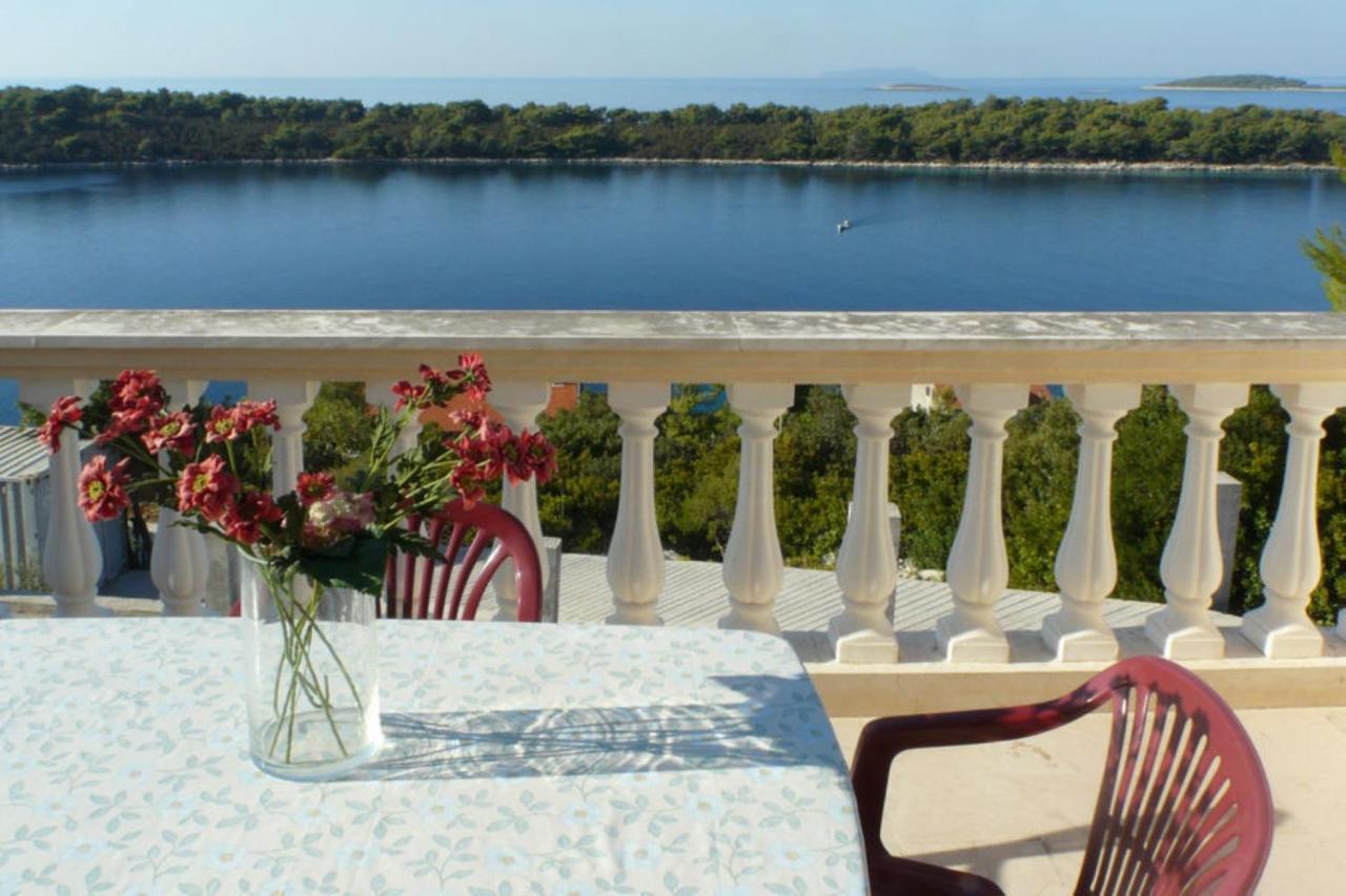 A1 - Apt Near Beach With Terrace And The Sea View Blato  Dış mekan fotoğraf